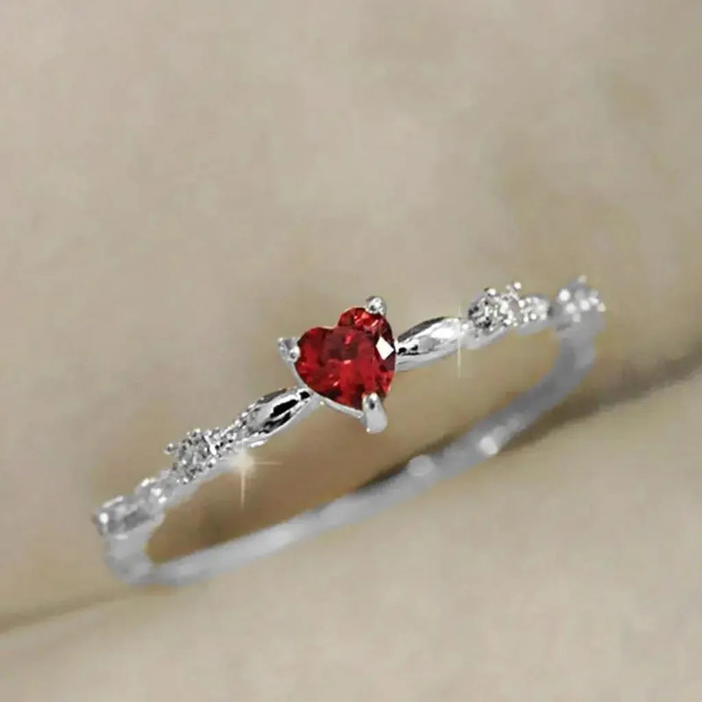 Korallenring aus Weissgold